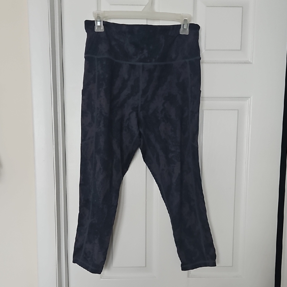 ZYIA Navy and Grey Activewear Capri Pants
